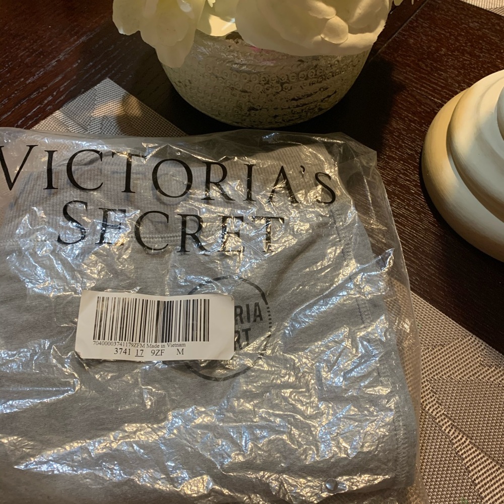Victoria’s Secret sweatpants/joggers